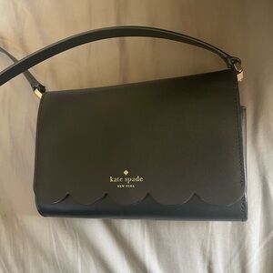 Kate Spade New York Magnolia Street Addison Crossbody Wallet Black Scalloped